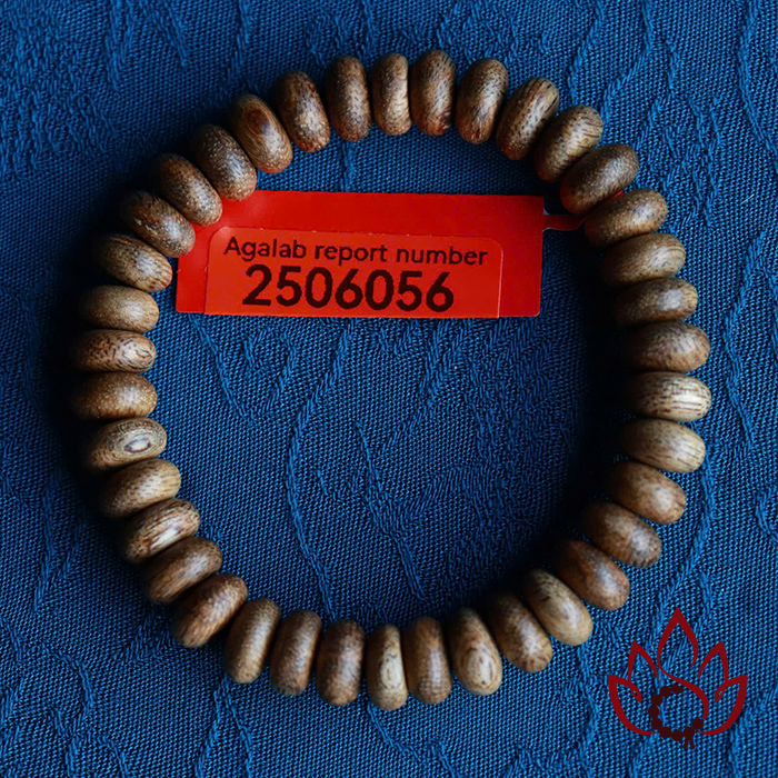 Vòng Trầm Hương Hạt Dẹp | 8 ly | Trầm Tốc Kiến Tự Nhiên Lâu Năm